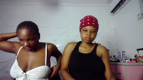 Snapshot of wetboob chatting on May 30, 6:05 pm wetboob online show from May 30, 6:05 pm