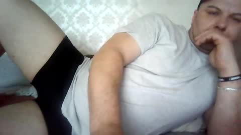 Snapshot of wetboy235 chatting on February 14, 8:31 am wetboy235 online show from February 14, 8:31 am