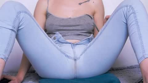 Beatrice Moan from LovenseWet from Tip MenuOpen for Private online show from April 29, 5:44 am