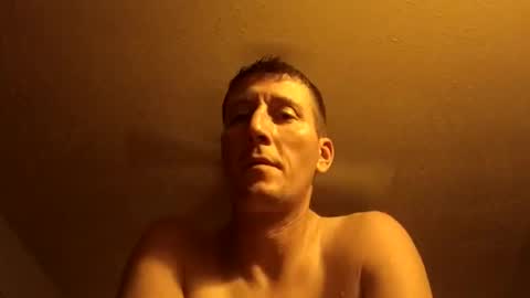 Snapshot of wetduck77777 chatting on May 29, 9:18 am wetduck77777 online show from May 29, 9:18 am