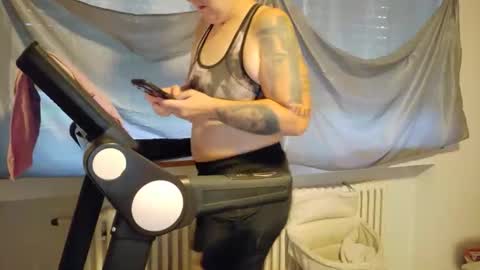 Wetgerman online show from September 21, 3:46 pm