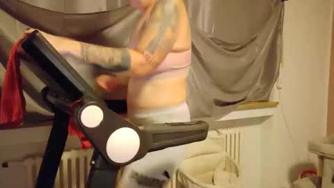 Wetgerman online show from November 5, 5:46 pm