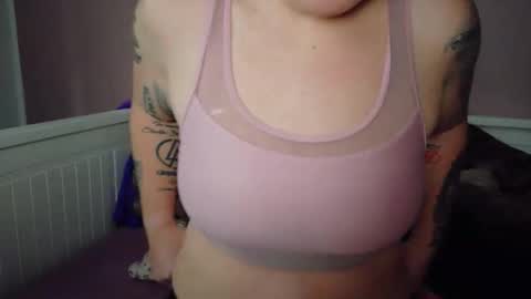 Wetgerman online show from December 4, 1:42 pm