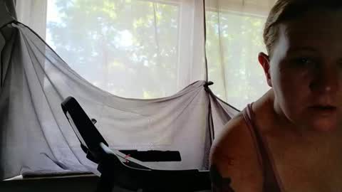 Wetgerman online show from June 8, 10:37 am