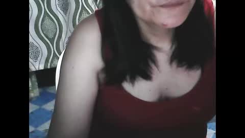 wethornypussy4u online show from February 19, 7:10 pm