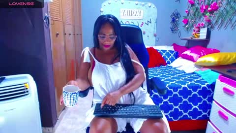 gina online show from December 7, 5:59 am