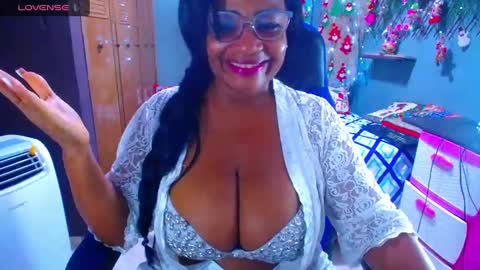 gina online show from December 14, 12:12 pm