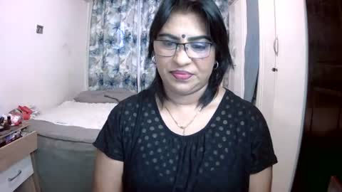 Snapshot of wetindian1971 chatting on April 22, 8:17 am kavita online show from April 22, 8:17 am