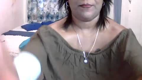 Snapshot of wetindian1971 chatting on June 25, 10:31 am kavita online show from June 25, 10:31 am