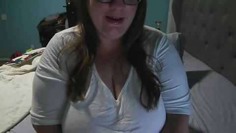WetWordsOnly online show from June 16, 2:36 am