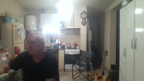 wg_colbert_noir online show from February 21, 11:55 am