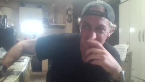 wg_colbert_noir online show from September 15, 6:19 pm