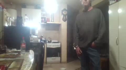 wg_colbert_noir online show from September 18, 8:49 am