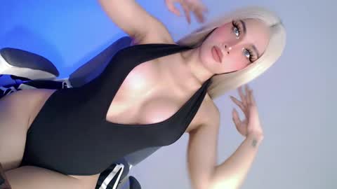 kiara online show from January 14, 9:51 pm