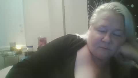 Snapshot of whipsnap19 chatting on October 20, 11:43 am whipsnap19 online show from October 20, 11:43 am