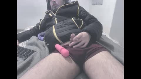 Snapshot of white_boy15 chatting on January 17, 12:21 pm n n15 online show from January 17, 12:21 pm