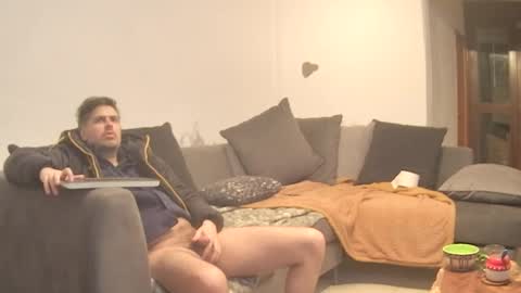 Snapshot of white_boy15 chatting on February 10, 12:29 pm n n15 online show from February 10, 12:29 pm