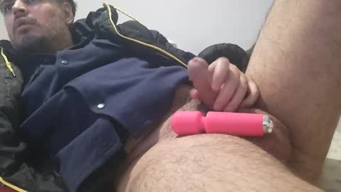 Snapshot of white_boy15 chatting on February 13, 10:34 am n n15 online show from February 13, 10:34 am