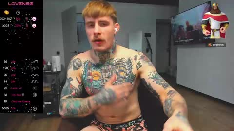 Max online show from December 6, 8:37 am