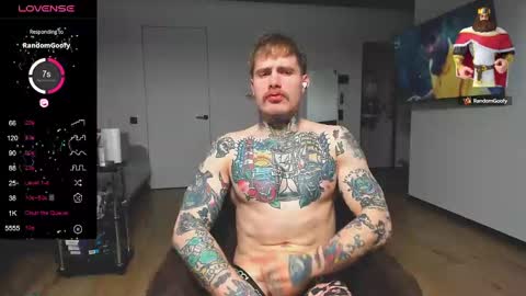 Snapshot of white_king999 chatting on December 20, 4:53 am Max online show from December 20, 4:53 am