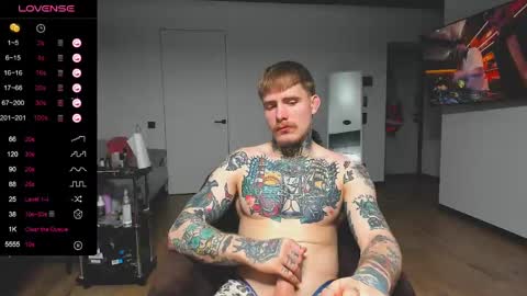 Snapshot of white_king999 chatting on December 25, 4:54 am Max online show from December 25, 4:54 am