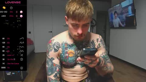 Snapshot of white_king999 chatting on December 30, 4:53 am Max online show from December 30, 4:53 am