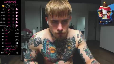 Snapshot of white_king999 chatting on January 5, 4:38 pm Max online show from January 5, 4:38 pm