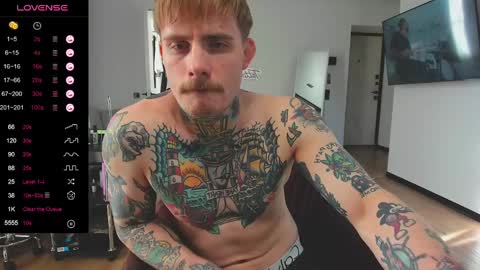 Snapshot of white_king999 chatting on February 13, 11:50 am Max online show from February 13, 11:50 am