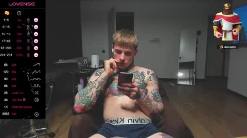 Snapshot of white_king999 chatting on February 23, 3:51 pm Max online show from February 23, 3:51 pm