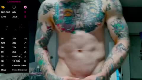 Snapshot of white_king999 chatting on November 16, 1:39 pm Max online show from November 16, 1:39 pm