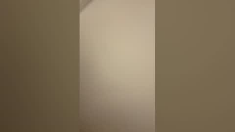 whitebooda23 online show from April 20, 9:23 am