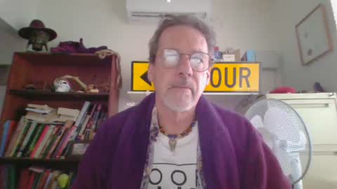 whiteboomer online show from June 21, 3:31 am