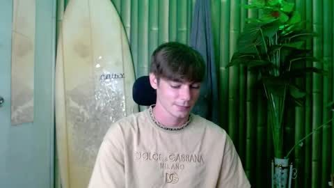 Snapshot of whiteboyinasia chatting on September 28, 8:42 am Christian online show from September 28, 8:42 am