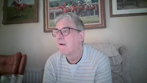 Snapshot of whitebriefs009 chatting on October 2, 8:32 am whitebriefs009 online show from October 2, 8:32 am