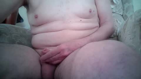 whitebriefs009 online show from May 22, 10:21 am