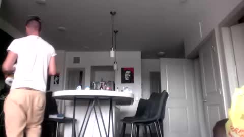 just  str8 stud nut  1000 online show from December 3, 5:55 pm