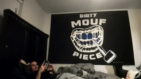 Snapshot of whitechocalate91 chatting on April 11, 5:23 am just str8 stud nut 1000 online show from April 11, 5:23 am