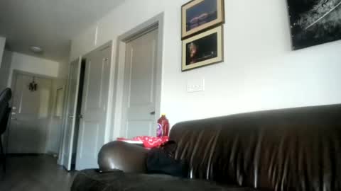 Snapshot of whitechocalate91 chatting on July 31, 9:58 pm just str8 stud nut 1000 online show from July 31, 9:58 pm