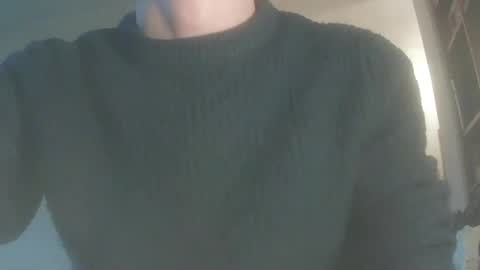 Snapshot of whiteduke81 chatting on February 25, 4:10 pm Whiteduke online show from February 25, 4:10 pm