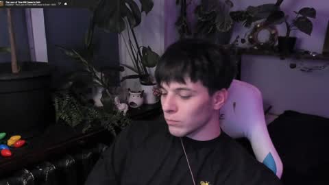 Snapshot of whiteegrimm chatting on January 9, 6:26 pm Gus online show from January 9, 6:26 pm