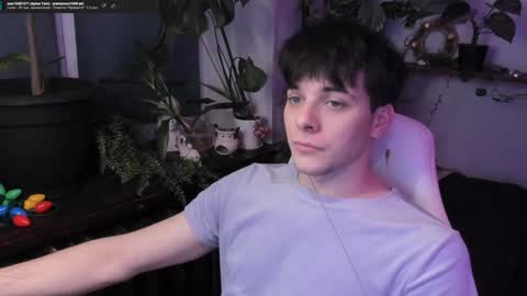 Snapshot of whiteegrimm chatting on January 13, 7:53 pm Gus online show from January 13, 7:53 pm