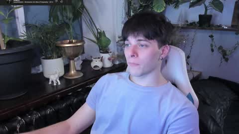 Snapshot of whiteegrimm chatting on February 2, 8:19 pm Gus online show from February 2, 8:19 pm