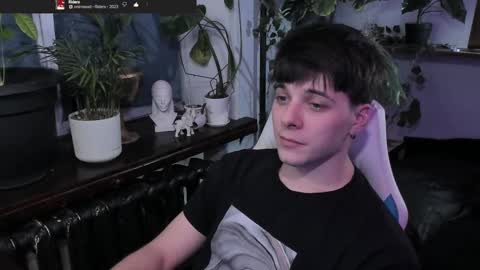 Snapshot of whiteegrimm chatting on February 22, 10:09 pm Gus online show from February 22, 10:09 pm