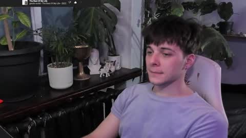 Snapshot of whiteegrimm chatting on March 4, 7:11 pm Gus online show from March 4, 7:11 pm