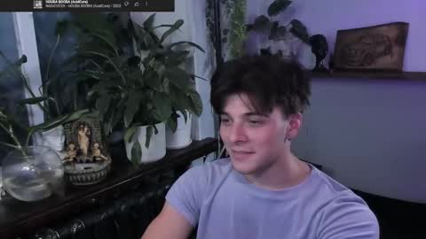 Gus online show from September 27, 7:41 pm