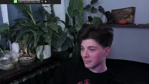 Snapshot of whiteegrimm chatting on October 23, 11:46 pm Gus online show from October 23, 11:46 pm