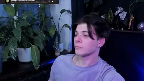 Snapshot of whiteegrimm chatting on January 8, 9:39 pm Gus online show from January 8, 9:39 pm