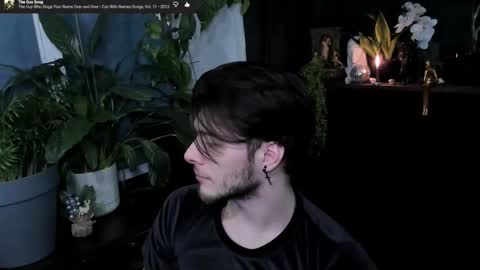 Snapshot of whiteegrimm chatting on February 8, 11:08 pm Gus online show from February 8, 11:08 pm