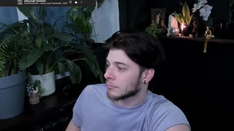 Snapshot of whiteegrimm chatting on February 9, 10:03 pm Gus online show from February 9, 10:03 pm