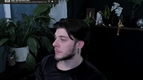 Snapshot of whiteegrimm chatting on February 11, 8:47 pm Gus online show from February 11, 8:47 pm